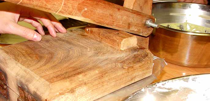 Mexikanische Tortillapresse aus Holz! Mexikanische Tortillapresse aus Holz!