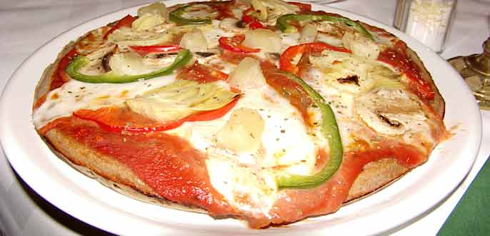 GF-Pizza mit Paprika, Champignons, Artischocken von Capannina in Moers!