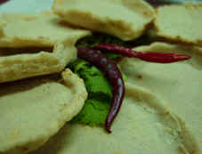 Ausgebackene Sopes und Chiles und Koriander! Ausgebackene Sopes und Chiles und Koriander!
